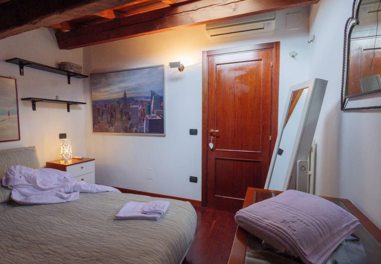 セニガッリアA Casa Di Ninaアパートメント エクステリア 写真