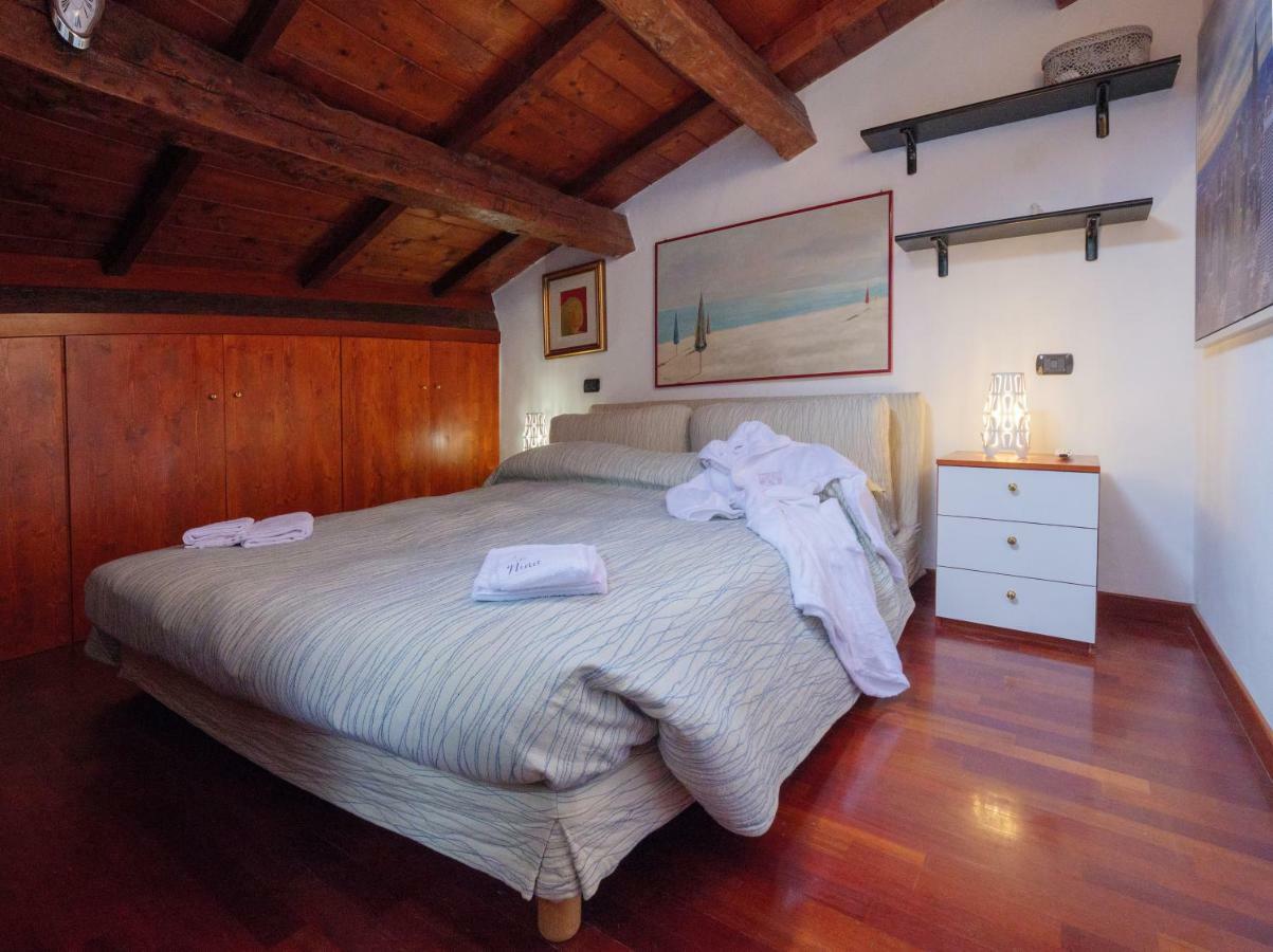 セニガッリアA Casa Di Ninaアパートメント エクステリア 写真